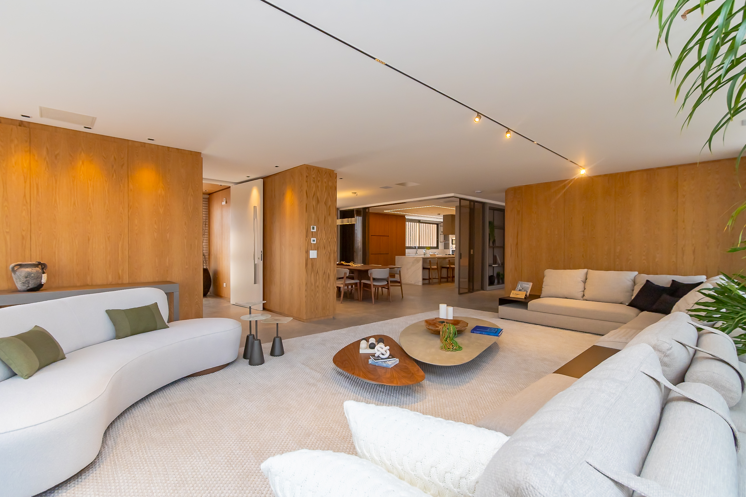 Residencial de luxo, que acompanha terroir na Borgonha, apresenta apartamento decorado à venda